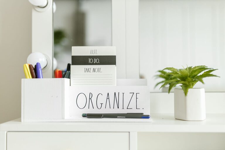Tips for Organizing a Clutter-Free Home Office Space